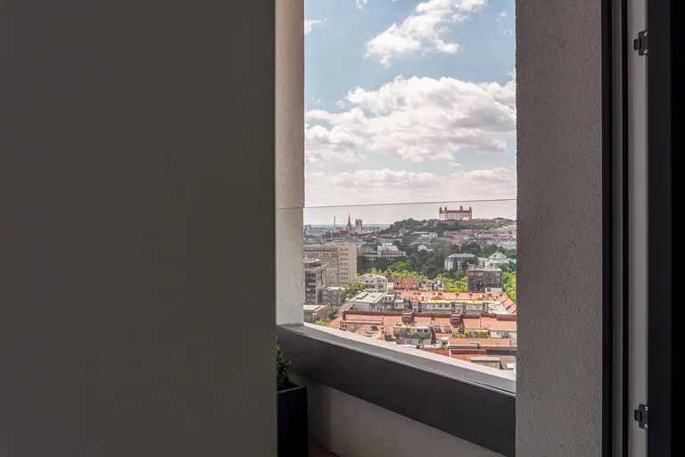 Šancová, Staré Mesto - Bratislava I | Prenájom, Byt, 2-izbový, 70 m²