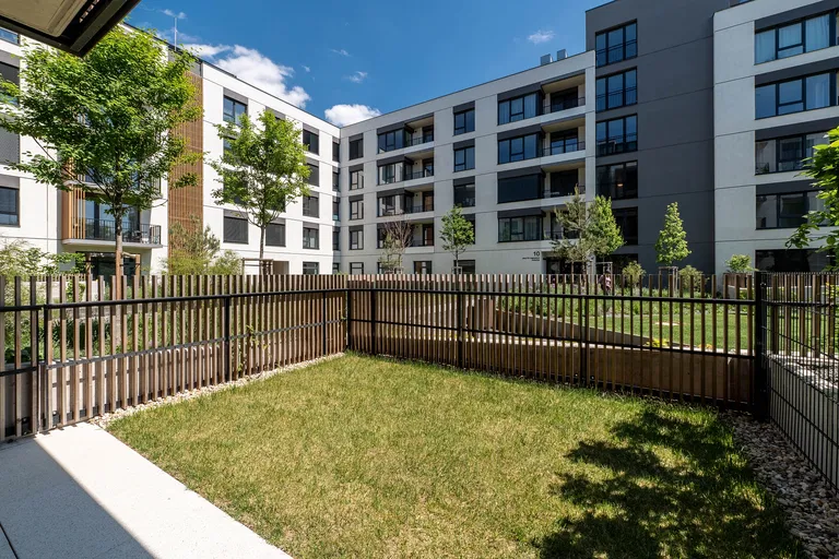 Pri Vojenskom Cintoríne, Petržalka - Bratislava V | Prenájom, Byt, 1-izbový, 33 m²