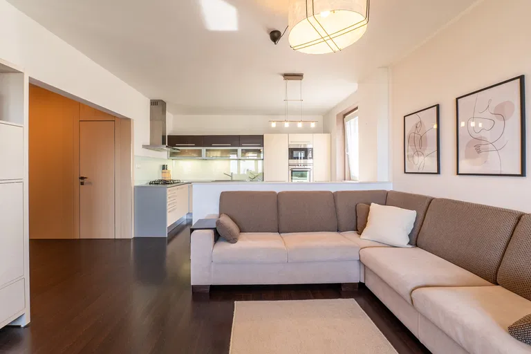 Bartókova, Staré Mesto - Bratislava I | Prenájom, Byt, 3-izbový, 93 m²