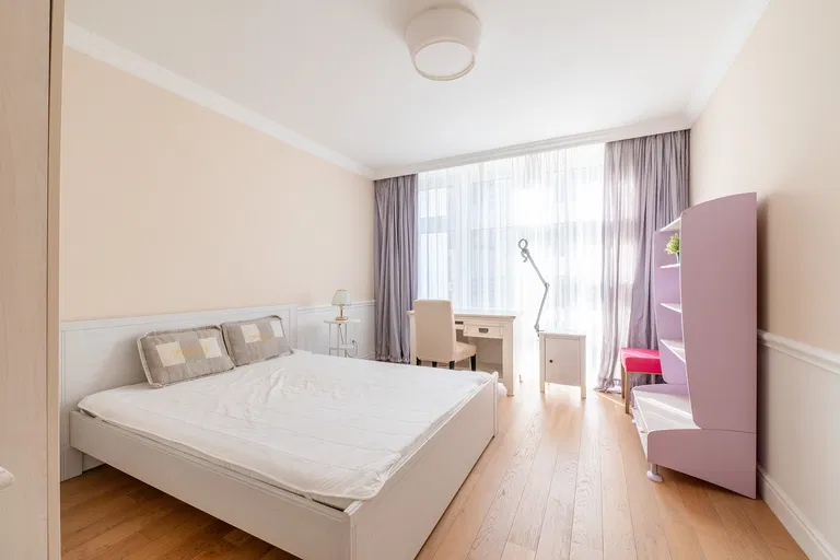 Boženy Němcovej, Staré Mesto - Bratislava I | Rent, Apartment, Three-bedroom (4+kk), 179 m²
