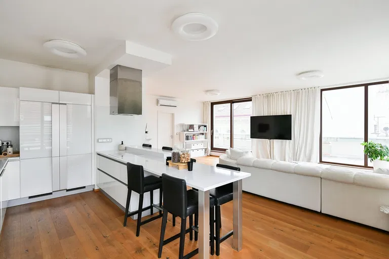 Příčná, Nové Město - Prague 1 | Sale, Apartment, Two-bedroom (3+kk), 160 m²