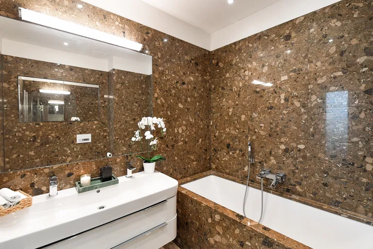 Příčná, Nové Město - Prague 1 | Sale, Apartment, Two-bedroom (3+kk), 160 m²