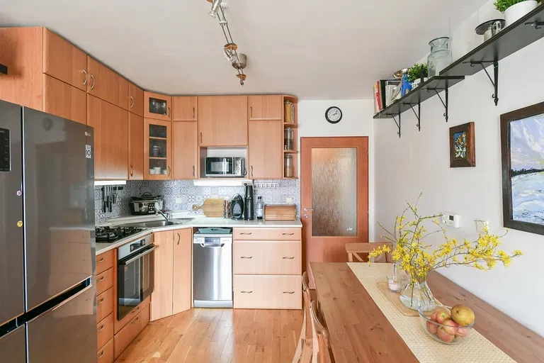  - Praha-západ | Predaj, Byt, 3-izbový, 74 m²