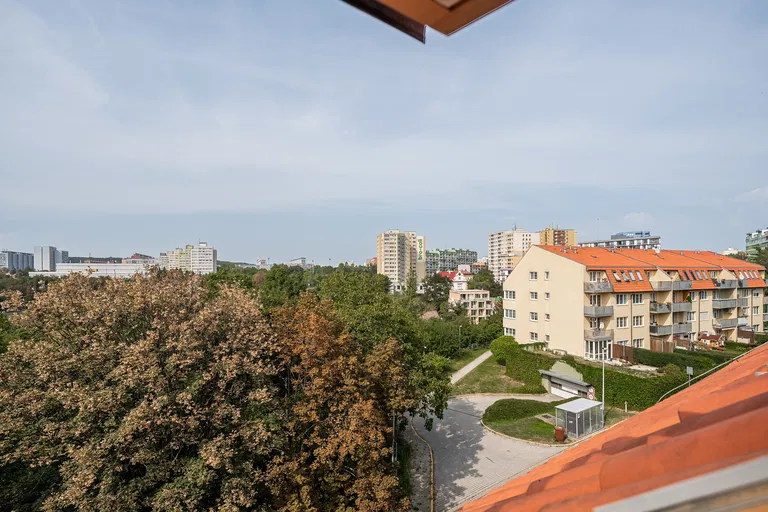 Jitravská, Střížkov - Prague 8 | Sale, Apartment, Three-bedroom (4+kk), 103 m²