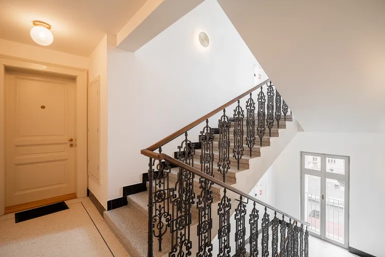 Bořivojova, Vinohrady - Prague 3 | Sale, Apartment, One-bedroom (2+1), 82 m²