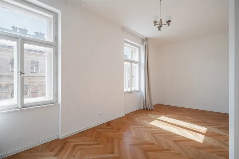 U Studánky, Bubeneč - Prague 7 | Sale, Apartment, Studio (1+kk), 31 m²
