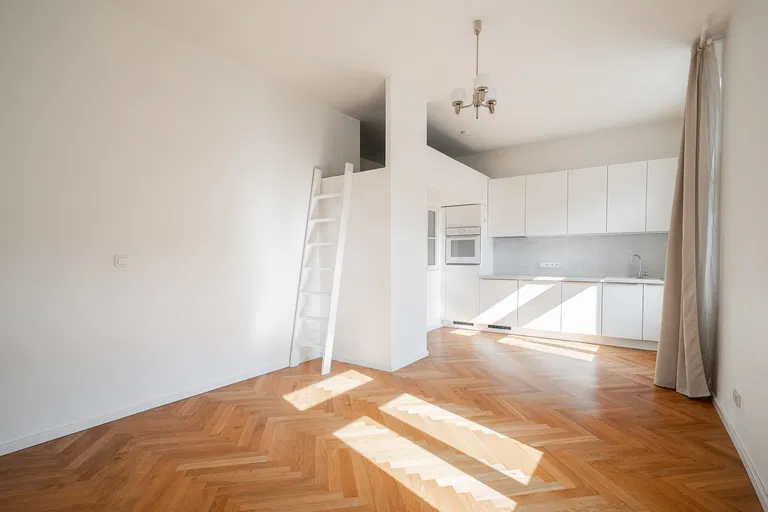 U Studánky, Bubeneč - Prague 7 | Sale, Apartment, Studio (1+kk), 31 m²