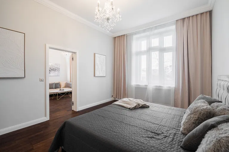 Žižkovo náměstí, Žižkov - Prague 3 | Sale, Apartment, One-bedroom (2+kk), 54 m²