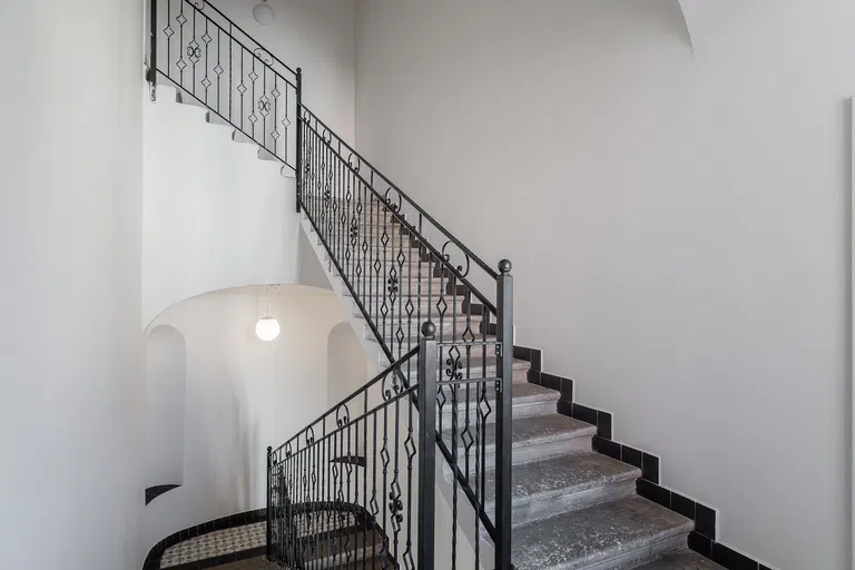 U Studánky, Bubeneč - Prague 7 | Sale, Apartment, Studio (1+kk), 31 m²