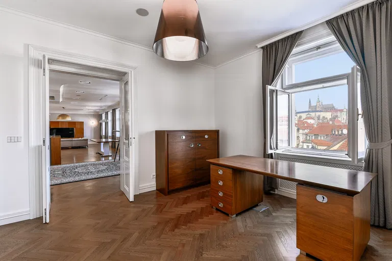 Všehrdova, Malá Strana - Prague 1 | Sale, Apartment, Four-bedroom (5+kk), 279 m²