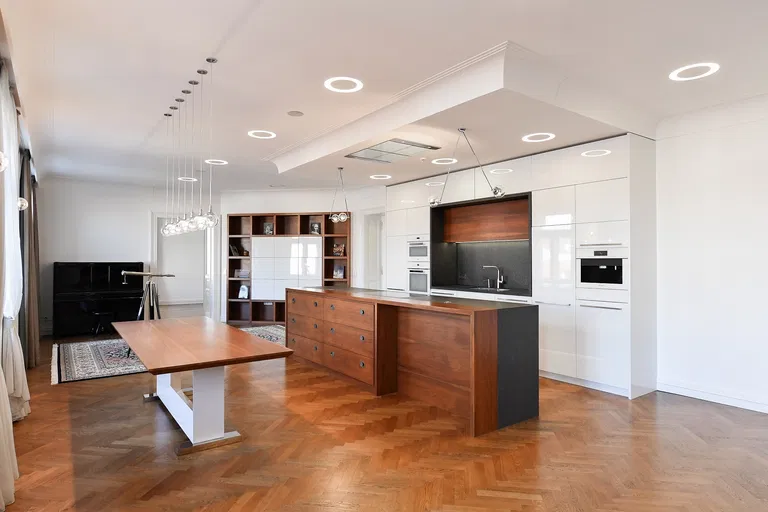 Všehrdova, Malá Strana - Prague 1 | Sale, Apartment, Four-bedroom (5+kk), 279 m²