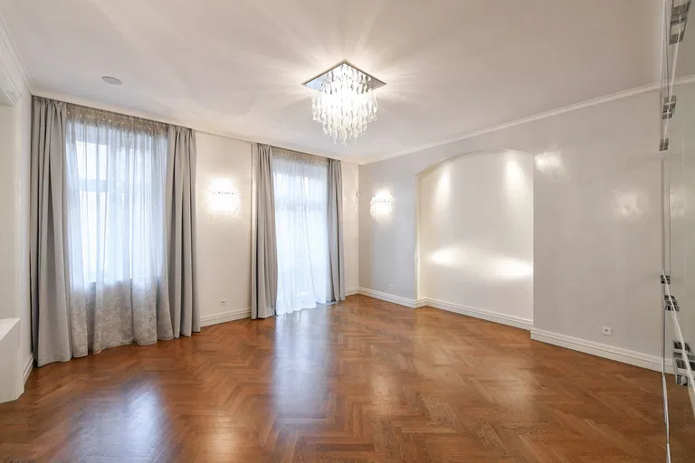 Všehrdova, Malá Strana - Prague 1 | Sale, Apartment, Four-bedroom (5+kk), 279 m²