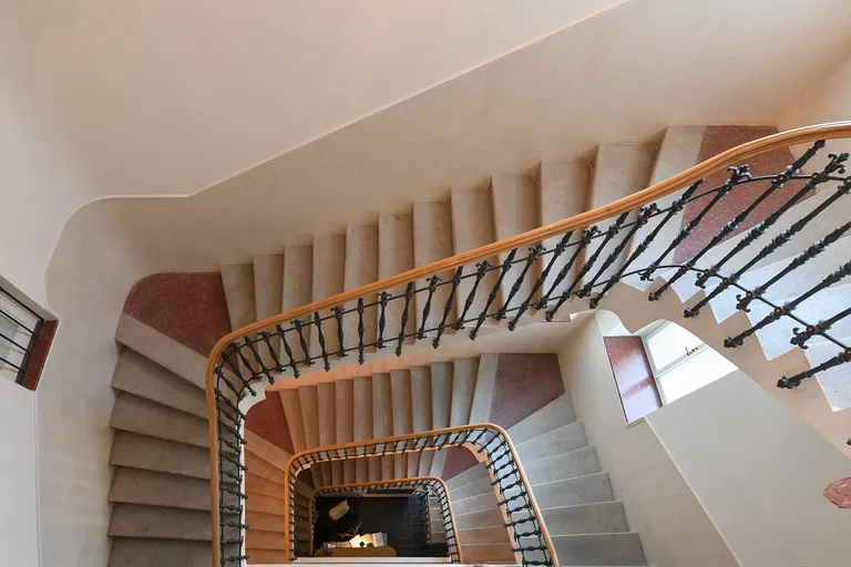 Všehrdova, Malá Strana - Prague 1 | Sale, Apartment, Four-bedroom (5+kk), 279 m²