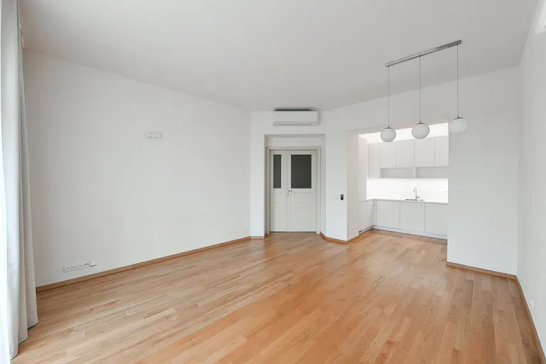 Dykova, Vinohrady - Prague 10 | Rent, Apartment, One-bedroom (2+kk), 71 m²
