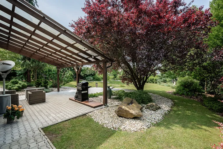 Sad přátelství, Týnec nad Sázavou - Benešov | Predaj, Rodinný dom, 5-izbový, 250 m²