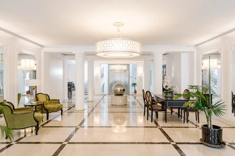 Hlboká cesta, Staré Mesto - Bratislava I | Prenájom, Byt, 4-izbový, 192 m²
