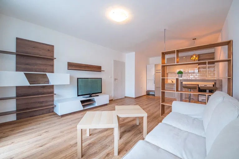 Nobelova, Nové Mesto - Bratislava III | Prenájom, Byt, 2-izbový, 58 m²