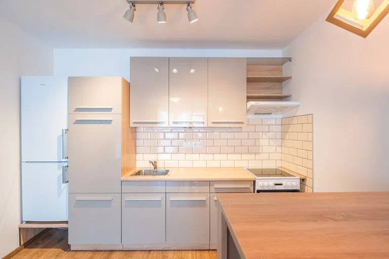 Nobelova, Nové Mesto - Bratislava III | Prenájom, Byt, 2-izbový, 58 m²