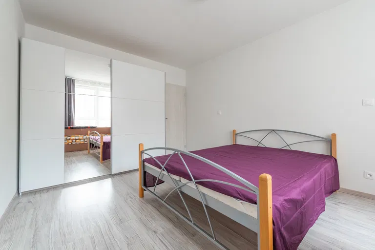 Nobelova, Nové Mesto - Bratislava III | Prenájom, Byt, 2-izbový, 58 m²