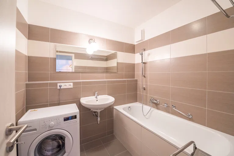 Nobelova, Nové Mesto - Bratislava III | Prenájom, Byt, 2-izbový, 58 m²