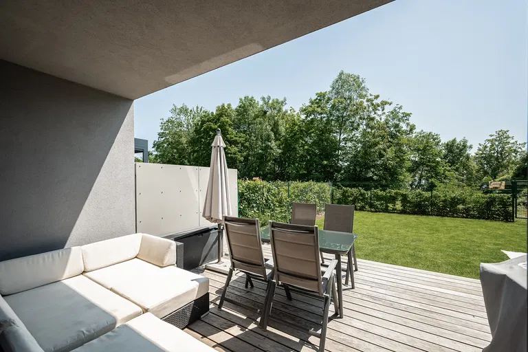Svatošových, Vysočany - Prague 9 | Rent, Apartment, Three-bedroom (4+kk), 152 m²