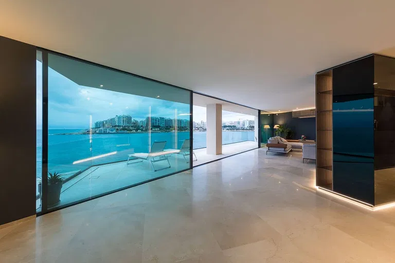 Malta, St. Julians - Laguna Portomaso | Predaj, Byt, 4-izbový, 482 m²