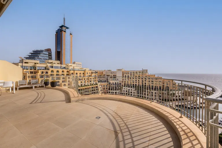 Malta, St. Julians - Laguna Portomaso | Predaj, Byt, 4-izbový, 400 m²
