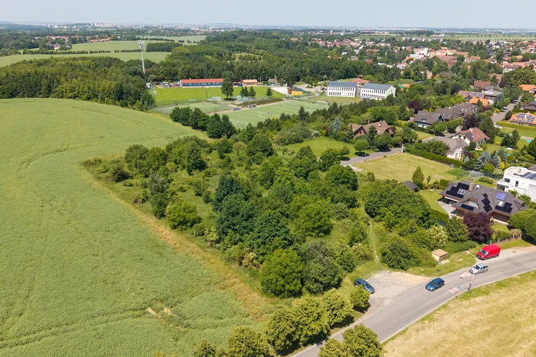 Do Lipan, Kolovraty - Praha 10 | Predaj, Pozemok, 14 757 m²