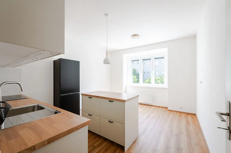 Czech Republic, Capital City of Prague - Prague 6 | Rent, Apartment, One-bedroom (2+kk), 47 m²