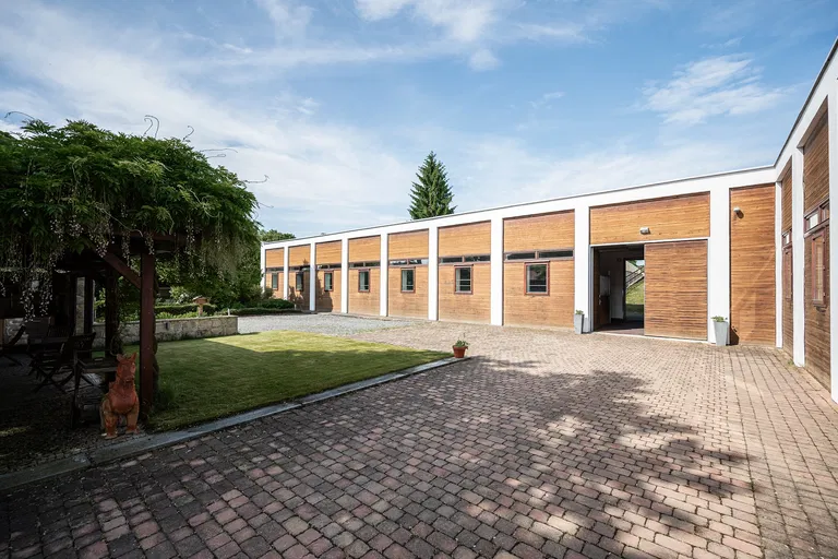 Ledce - Kladno | Predaj, Rodinný dom, 10-izbový, 1 292 m²