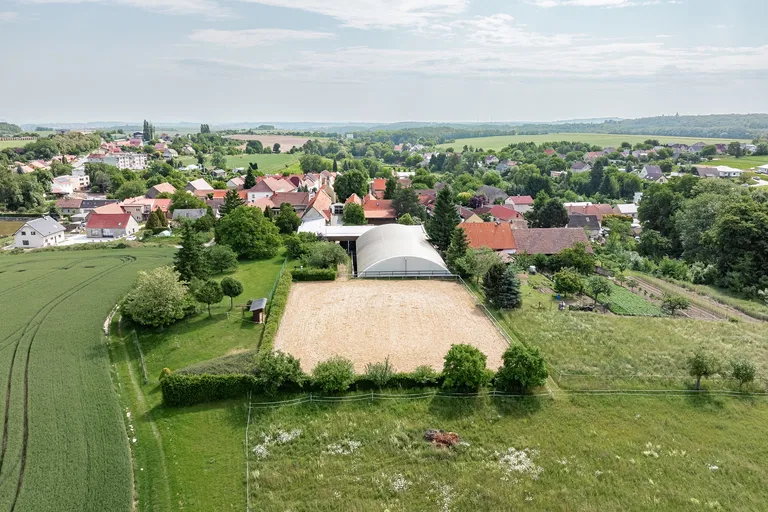 Ledce - Kladno | Predaj, Rodinný dom, 10-izbový, 1 292 m²
