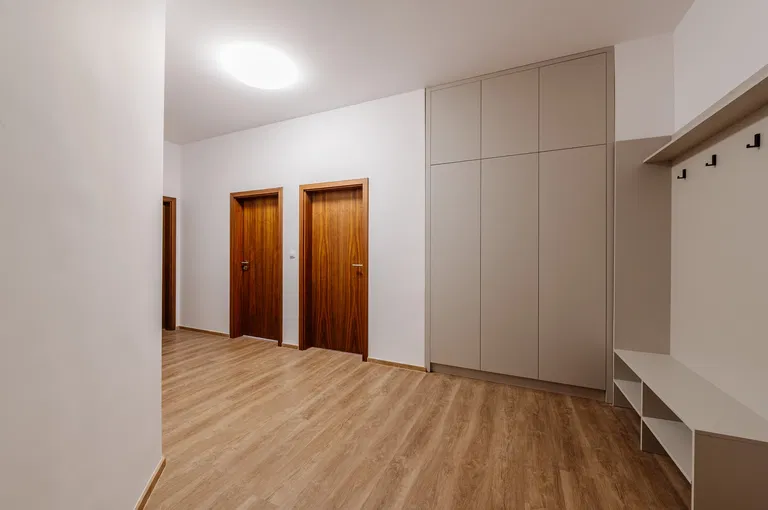 Gunduličová, Staré Mesto - Bratislava I | Sale, Apartment, Three-bedroom (4+kk), 103 m²