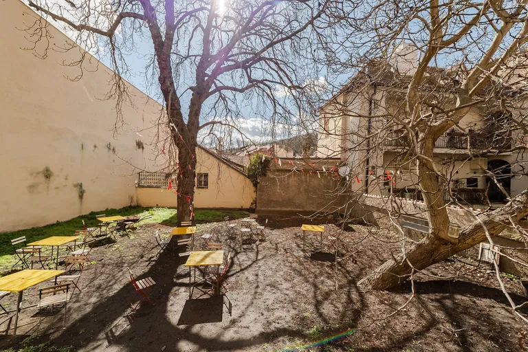 Nerudova, Malá Strana - Praha 1 | Predaj, Bytový dom, 1700 m²