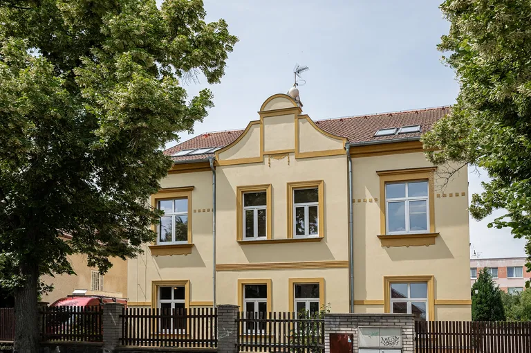 K Novému dvoru, Lhotka - Praha 4 | Predaj, Rodinný dom, 12-izbový, 485 m²