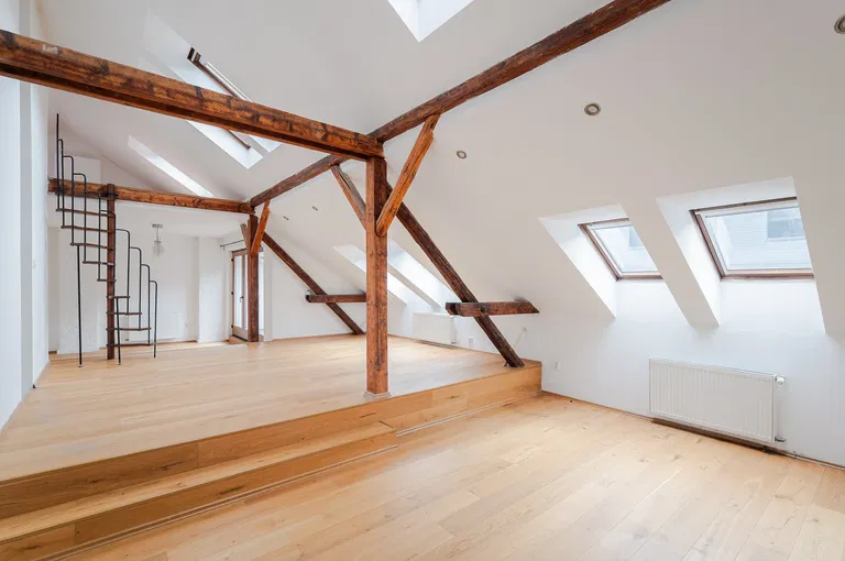 Křížová, Smíchov - Praha 5 | Predaj, Byt, 2-izbový, 114 m²
