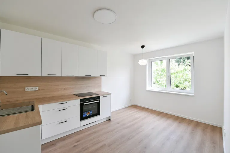 Czech Republic, Capital City of Prague - Prague 4 | Rent, Apartment, Two-bedroom (3+kk), 81 m²