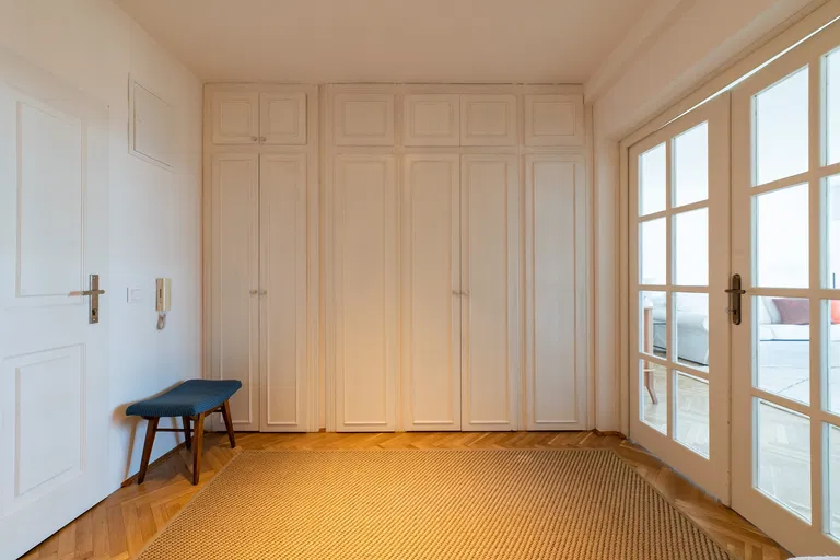 Fialkové údolie, Staré Mesto - Bratislava I | Prenájom, Byt, 3-izbový, 110 m²
