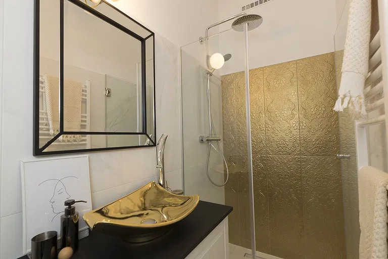 Chorvátsko, Záhreb - Záhreb | Predaj, Byt, 4-izbový, 172 m²