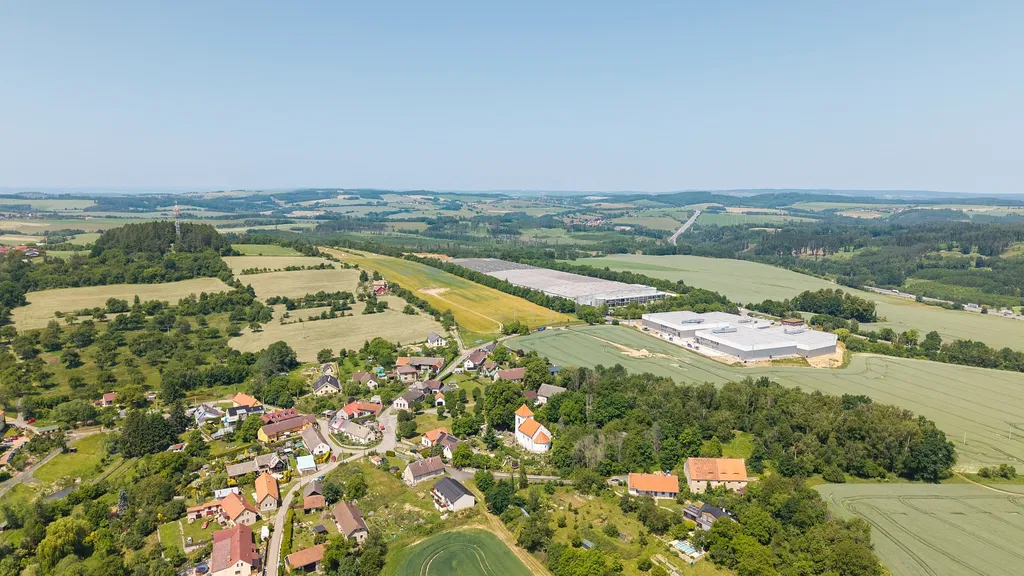 Divišov - Benešov | Pronájem, Logistický park, 11 200 m²
