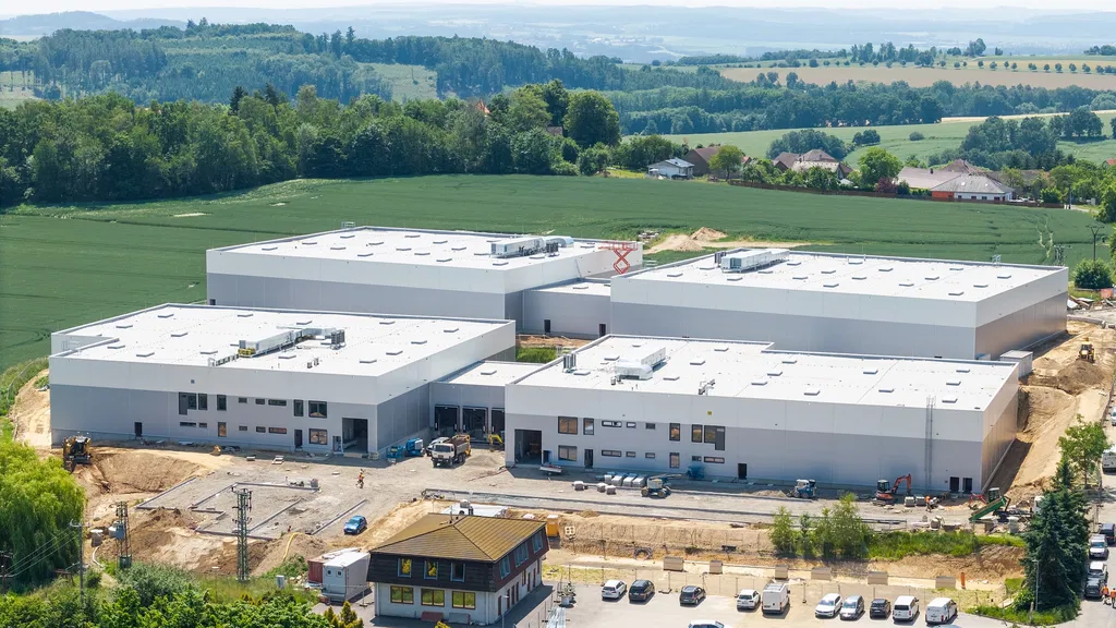 Divišov - Benešov | Pronájem, Logistický park, 11 200 m²
