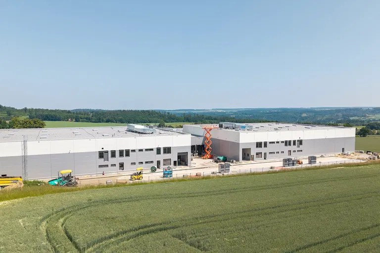 Divišov - Benešov | Pronájem, Skladový prostor, 2 500 m²