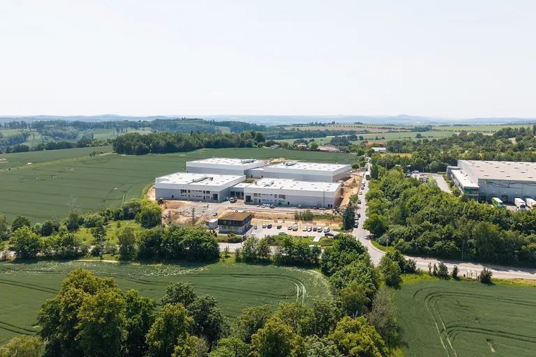 Divišov - Benešov | Pronájem, Skladový prostor, 2 500 m²