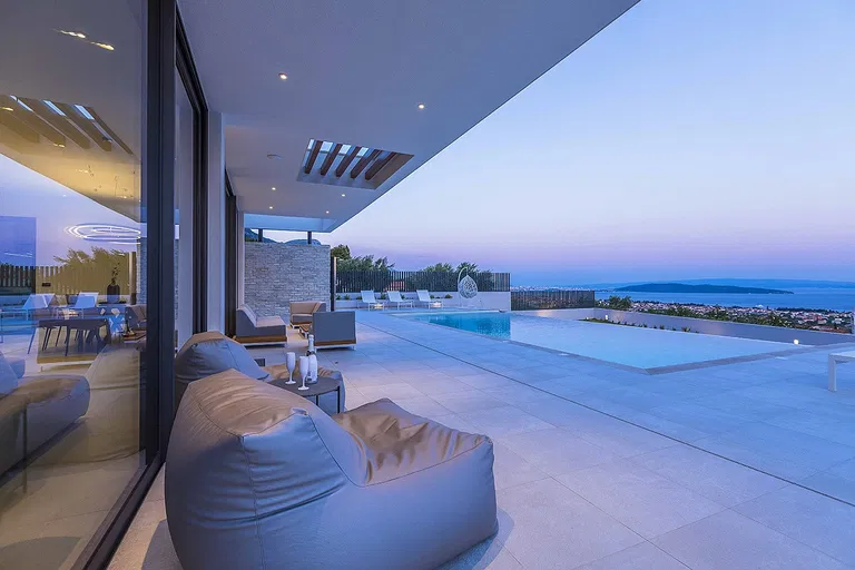 Chorvátsko, Splitsko-dalmatínska - Split | Predaj, Rodinný dom, 6-izbový, 343 m²