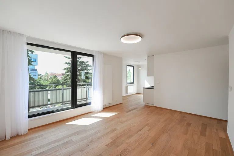 Czech Republic, Capital City of Prague - Prague 10 | Rent, Apartment, One-bedroom (2+kk), 60 m²