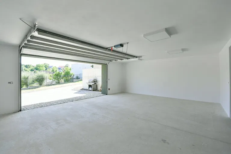 Líbeznice - Praha-východ | Predaj, Rodinný dom, 5-izbový, 350 m²