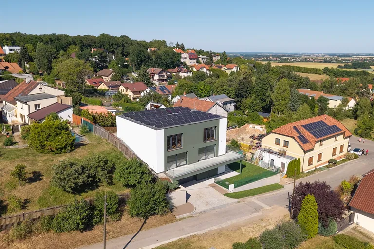 Líbeznice - Praha-východ | Predaj, Rodinný dom, 5-izbový, 350 m²