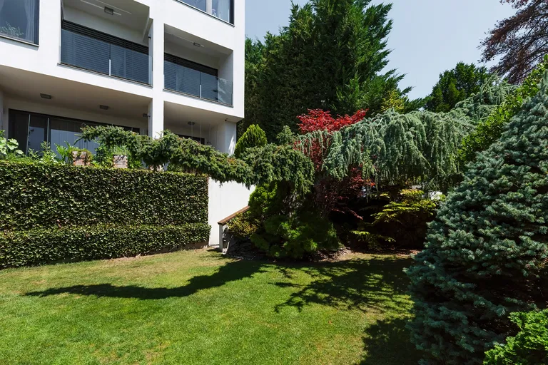 Fialkové údolie, Bratislava - Bratislava I | Sale, House, Seven-bedroom (8+kk), 632 m²