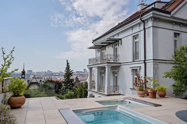 Hradešínská, Vinohrady - Praha 10 | Prodej, Rodinný dům, 8+kk, 766 m²