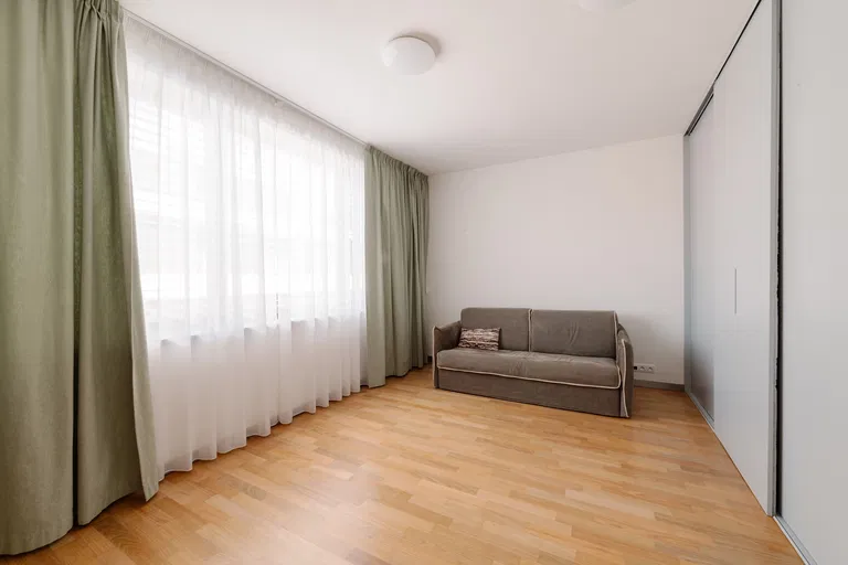 Moskovská, Staré Mesto - Bratislava I | Prenájom, Byt, 3-izbový, 126 m²