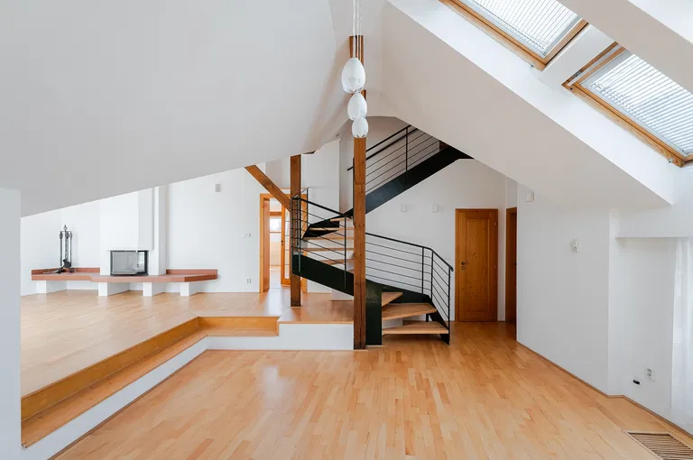Czech Republic, Capital City of Prague - Prague 1 | Rent, Apartment, Three-bedroom (4+1), 189 m²